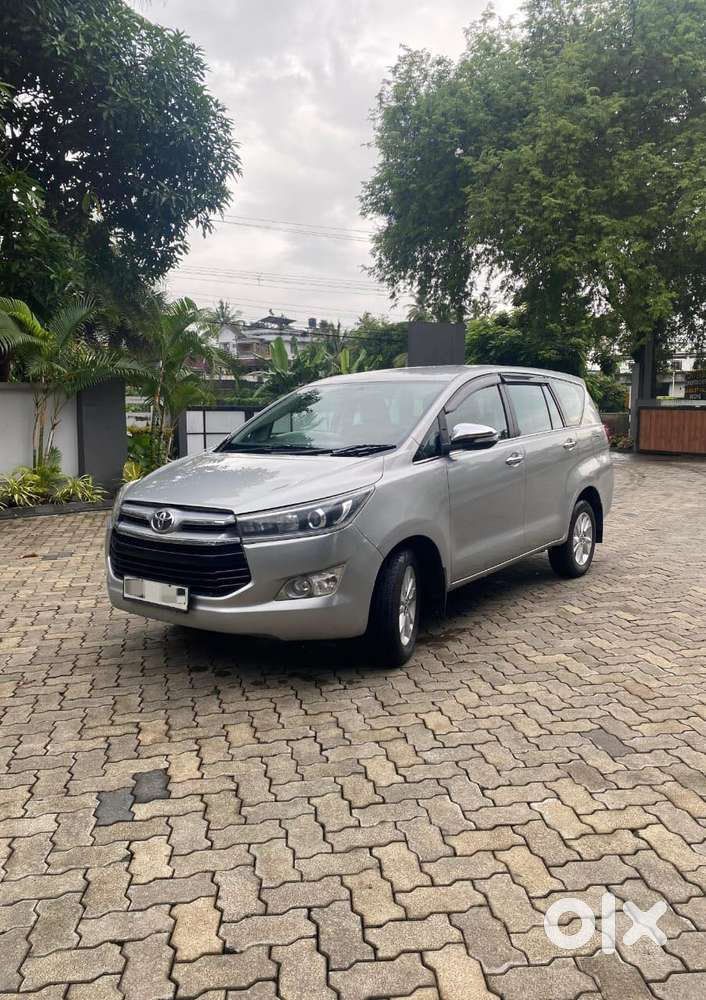 Toyota Innova Crysta 2.8z Automatic, 2017, Diesel