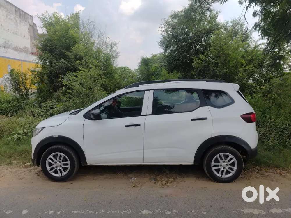 Renault Triber 1.0 Rxe 2023