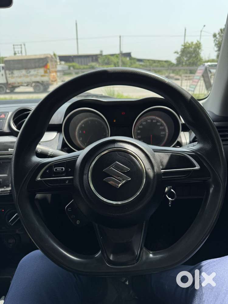 Maruti Suzuki Swift Amt Vxi, 2019, Petrol