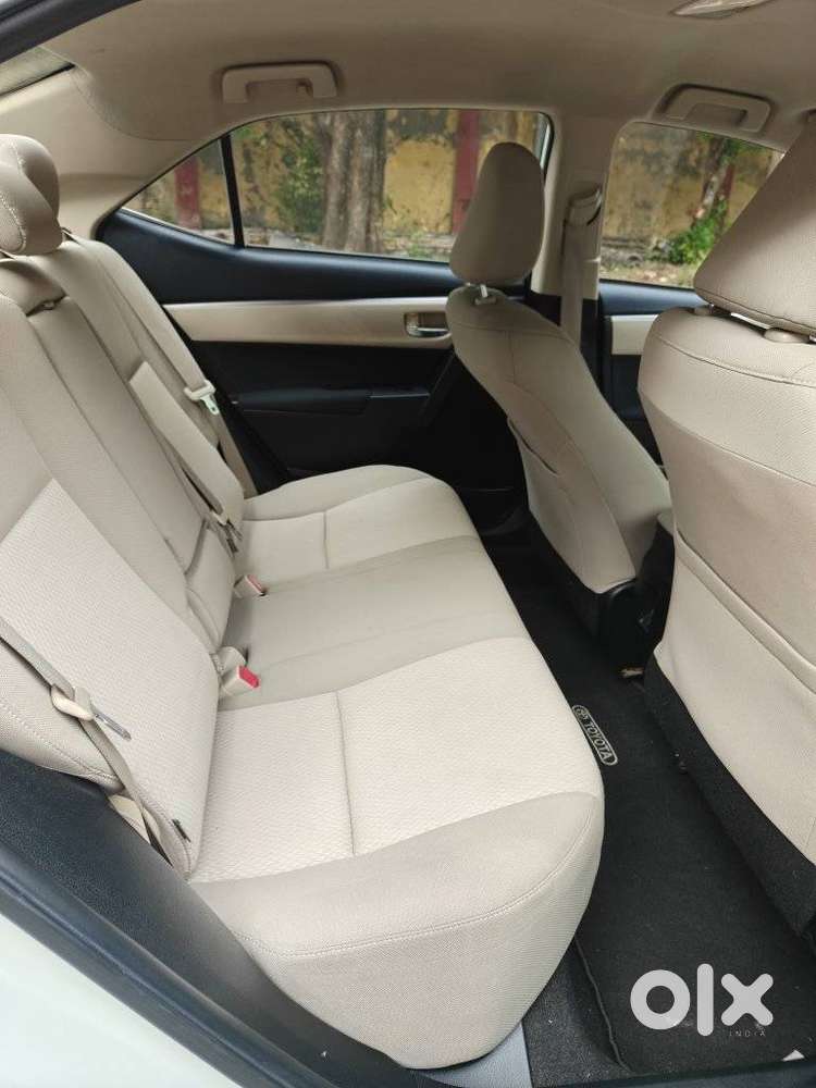 Toyota Corolla Altis 1.8 G Cvt, 2017, Petrol