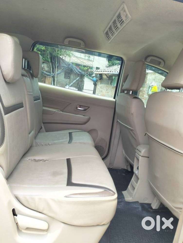 Maruti Suzuki Ertiga 1.5 Zxi Plus Shvs, 2022, Petrol