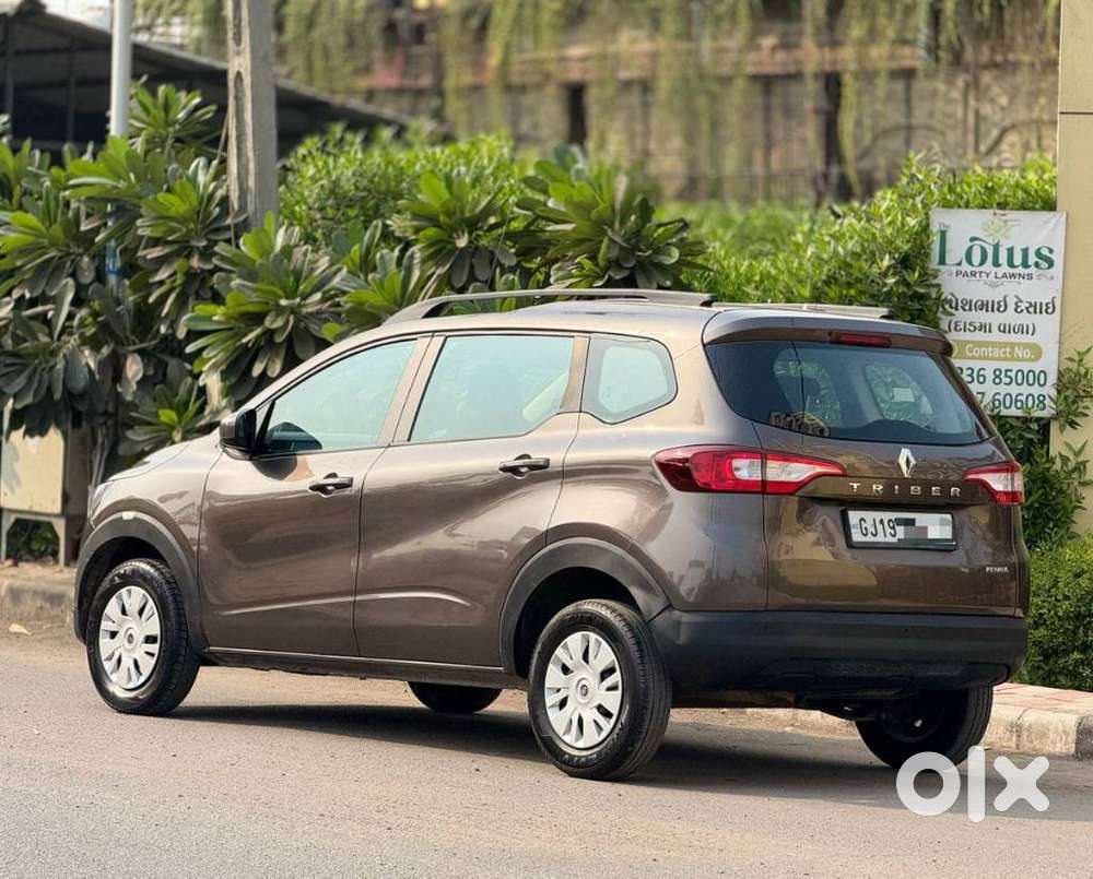 Renault Triber Rxl, 2022, Petrol