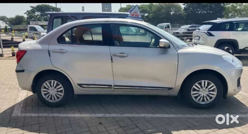 Maruti Suzuki Dzire 1.2 Vxi, 2019, Petrol