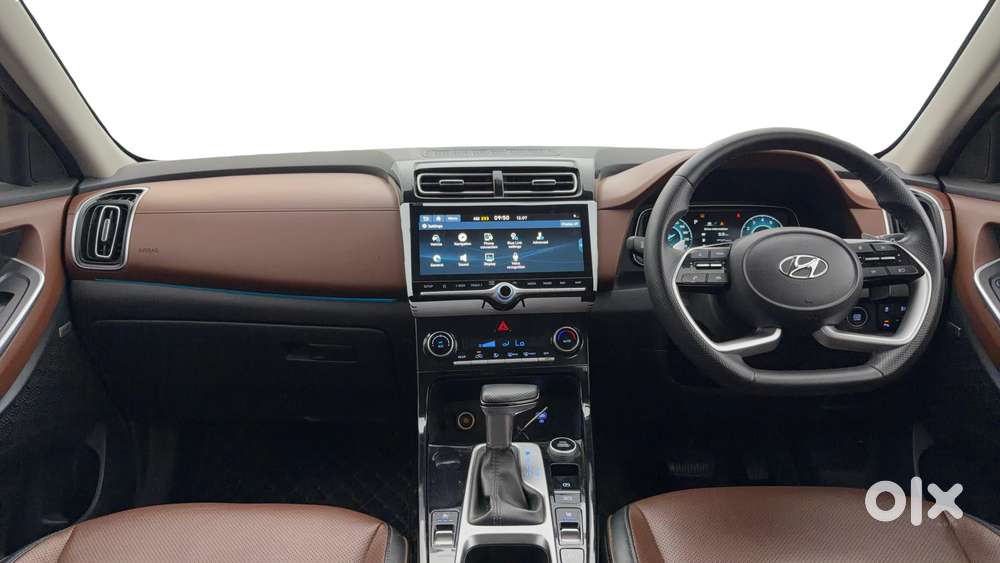 Hyundai Alcazar 2.0 Signature (o) Petrol At 6 Str, 2022, Petrol