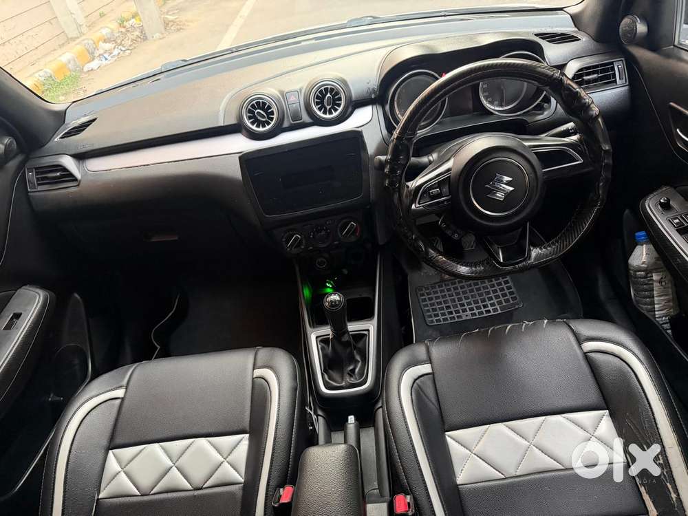 Maruti Suzuki Swift Vxi + Manual, 2024, Petrol