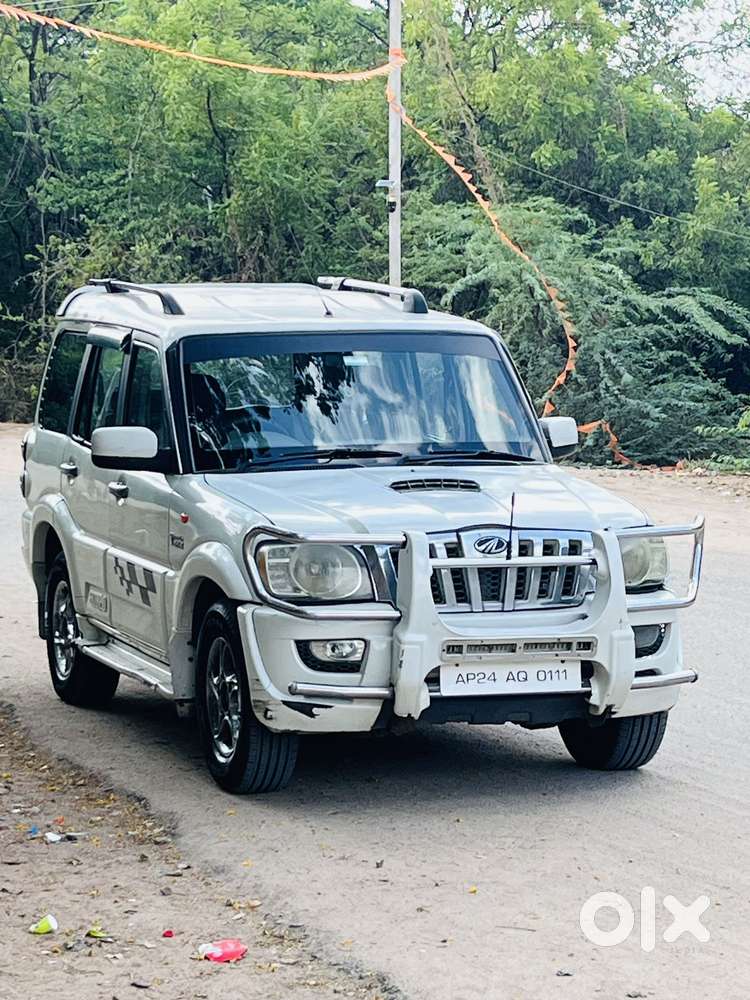 Mahindra Scorpio, 2011, Diesel