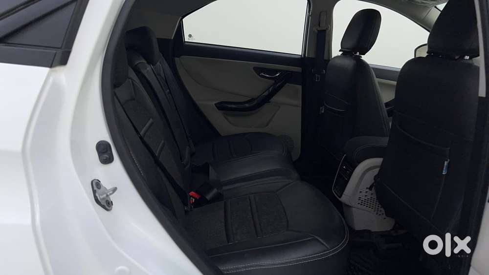 Tata Nexon 1.2 Revotron Xza Plus, 2022, Petrol