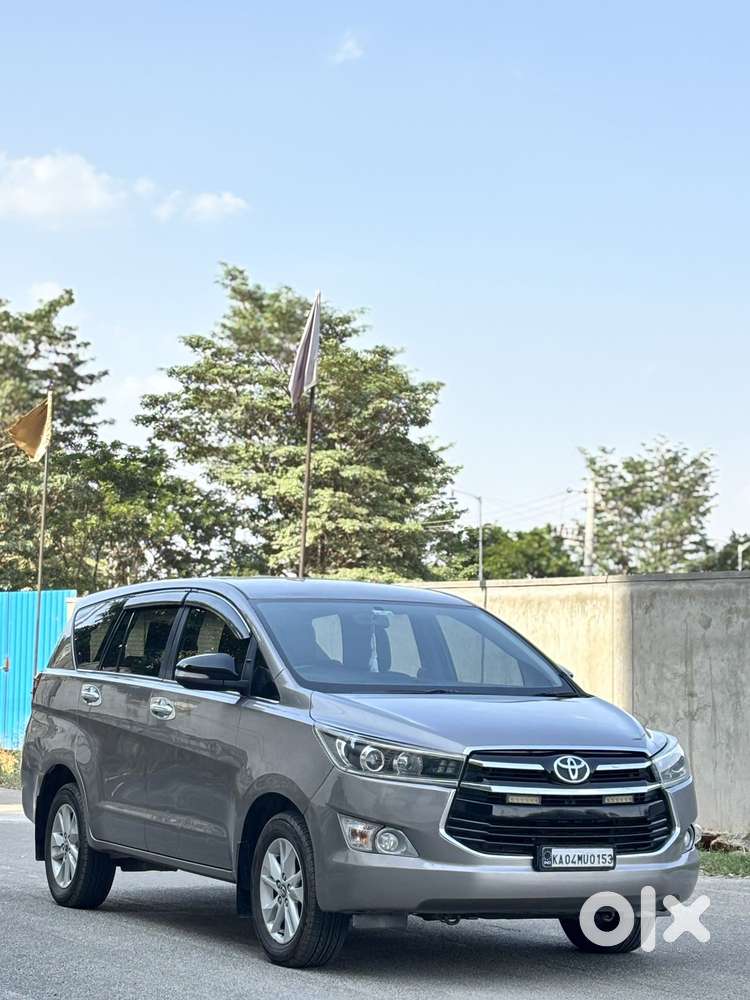 Toyota Innova Crysta 2.4 V, 2017, Diesel