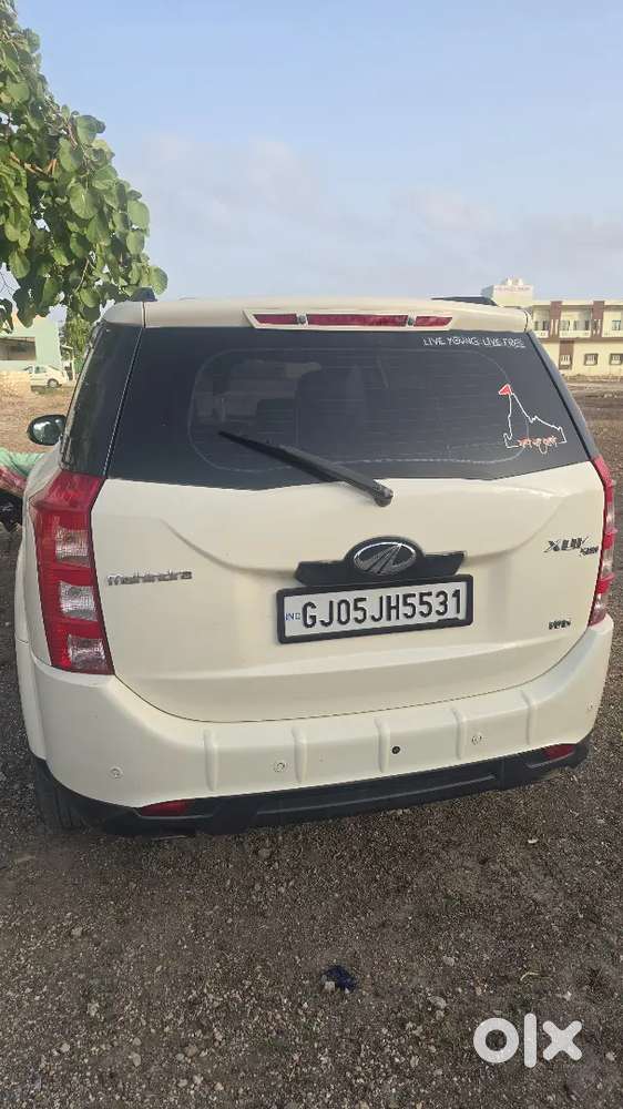 Mahindra Xuv500 2014 Diesel 100000 Km Driven