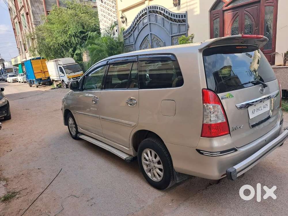 Toyota Innova 2.5 Ev 2012