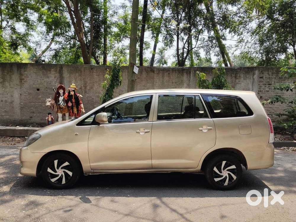 Toyota Innova 2009-2011 2.0 Vx 8 Str, 2010, Diesel