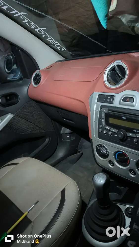 Ford Figo 2010 Petrol 82000 Km Driven