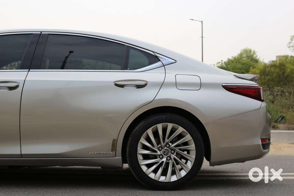 Lexus Es 300h Luxury, 2019, Petrol