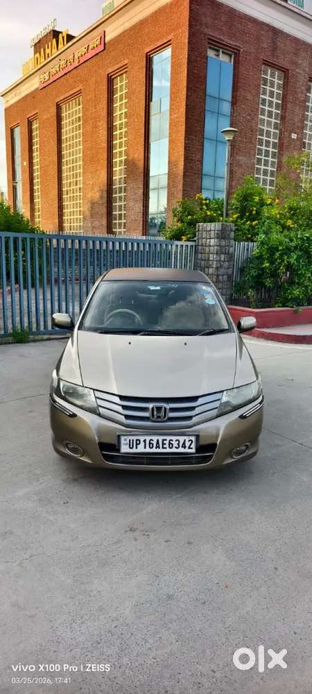 Honda City Ivtech 2011 Model Good Condition  All Features Are Working