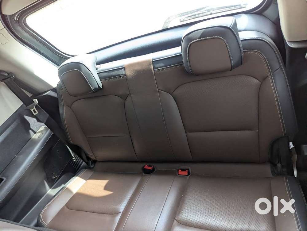 Scorpio N Z8l Petrol At 2022  Bh  36k Km  Top Model