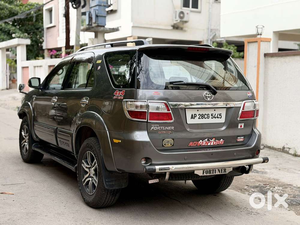 Toyota Fortuner 3.0 4x4 Manual, 2011, Diesel