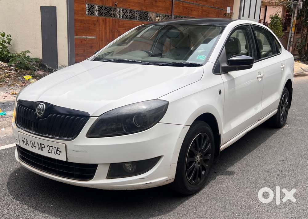 Skoda Rapid 1.5 Tdi At Elegance, 2014, Diesel