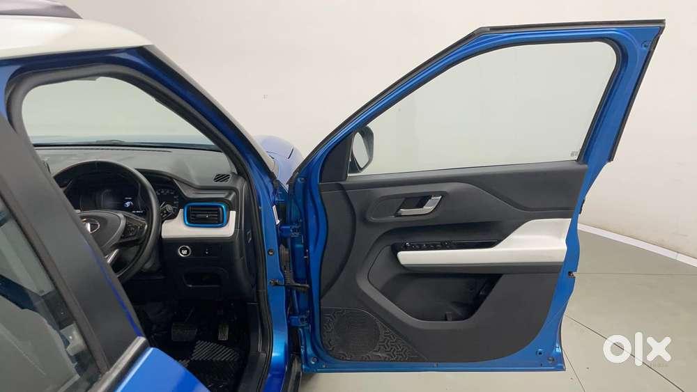 Tata Punch Creative Amt, 2021, Petrol
