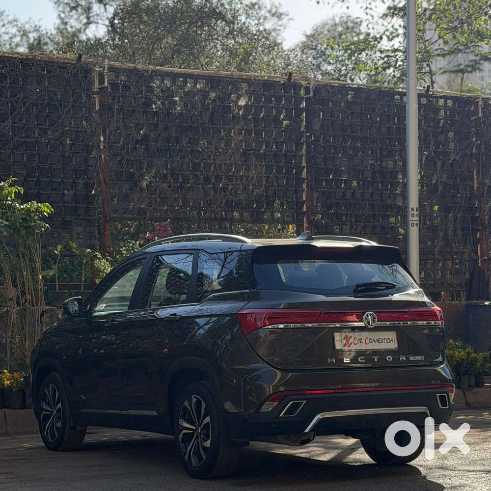 Mg Hector Plus Sharp Pro 1.5 Turbo Petrol Cvt 6 Str, 2023, Petrol