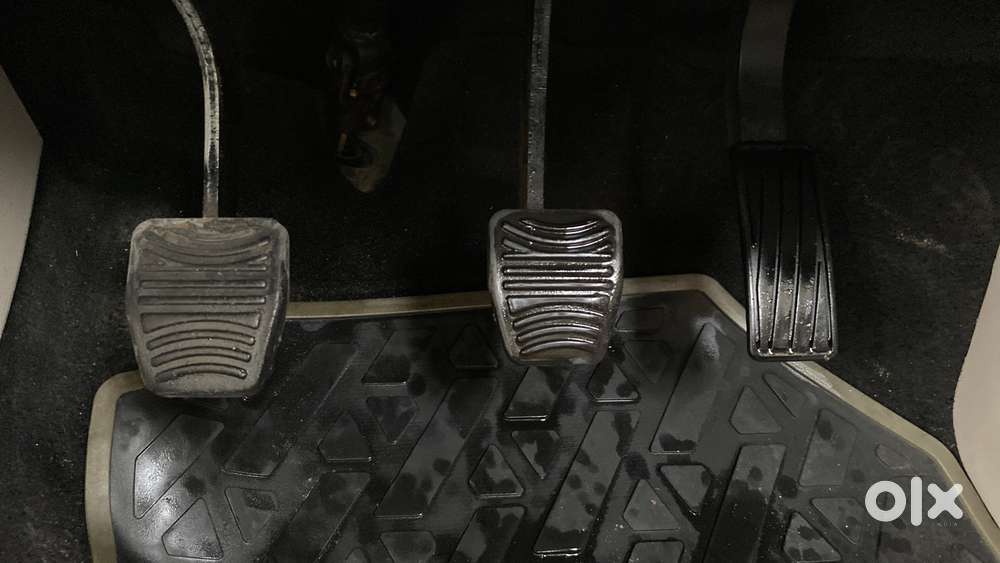 Mahindra Xuv300 W8 Option, 2020, Petrol