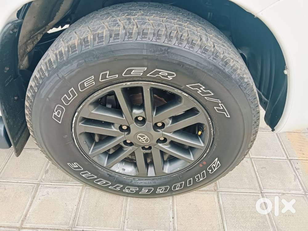 Toyota Fortuner 4x2 Manual, 2015, Diesel