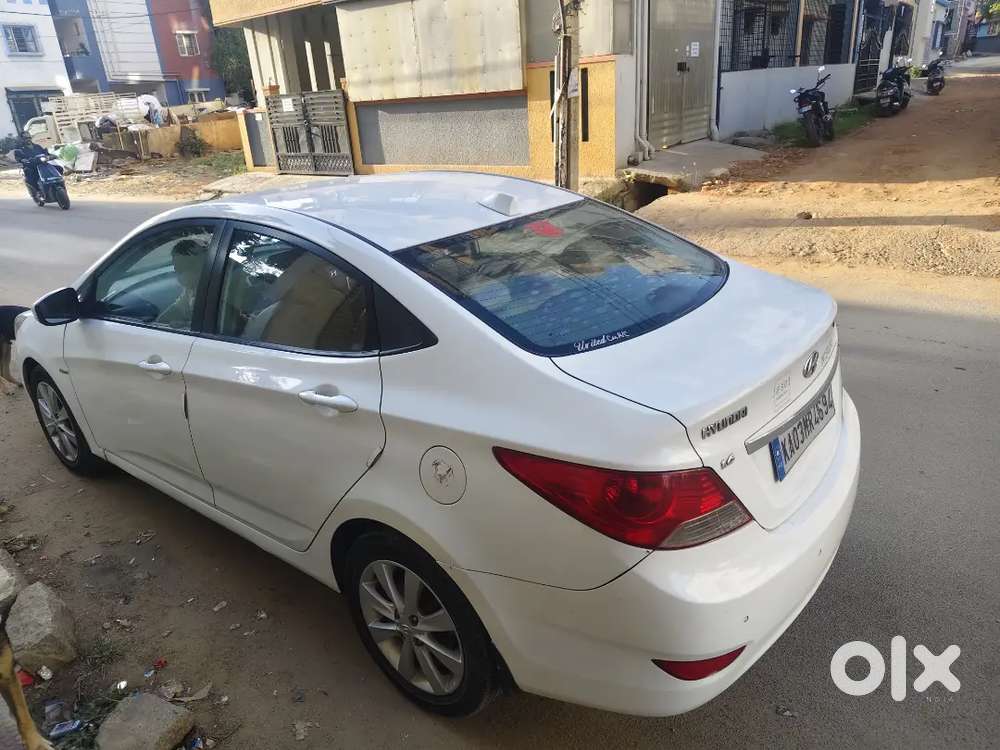Hyundai Verna Fluidic 2012