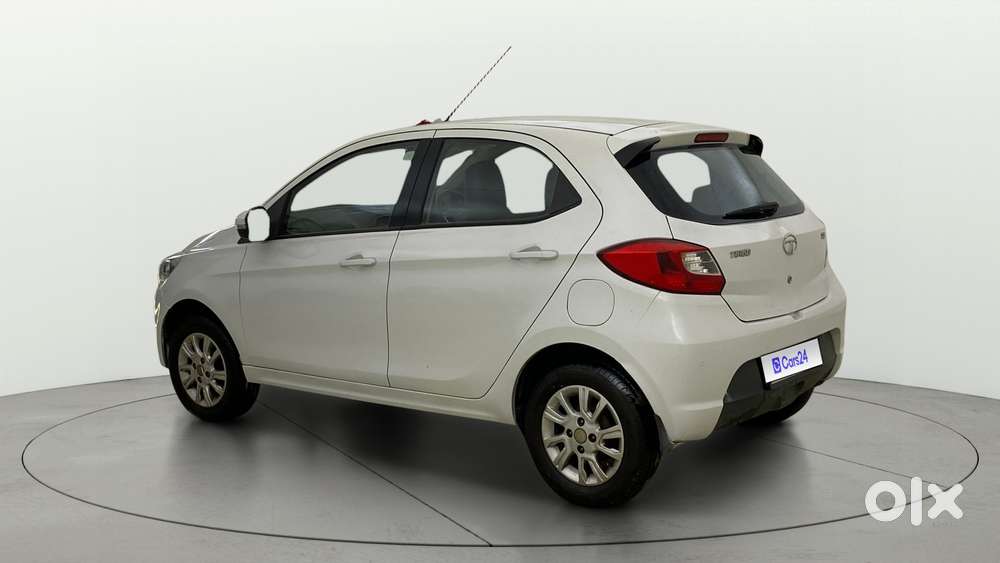 Tata Tiago 1.2 Revotron Xz, 2017, Petrol