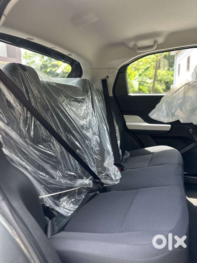 Tata Punch Pure, 2025, Petrol