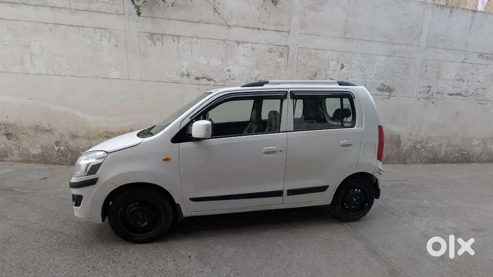 Maruti Suzuki Wagon R 2015 Petrol Well Maintained