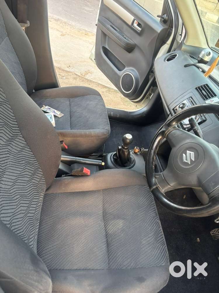 Maruti Suzuki Swift 2011 Petrol 78000 Km Driven