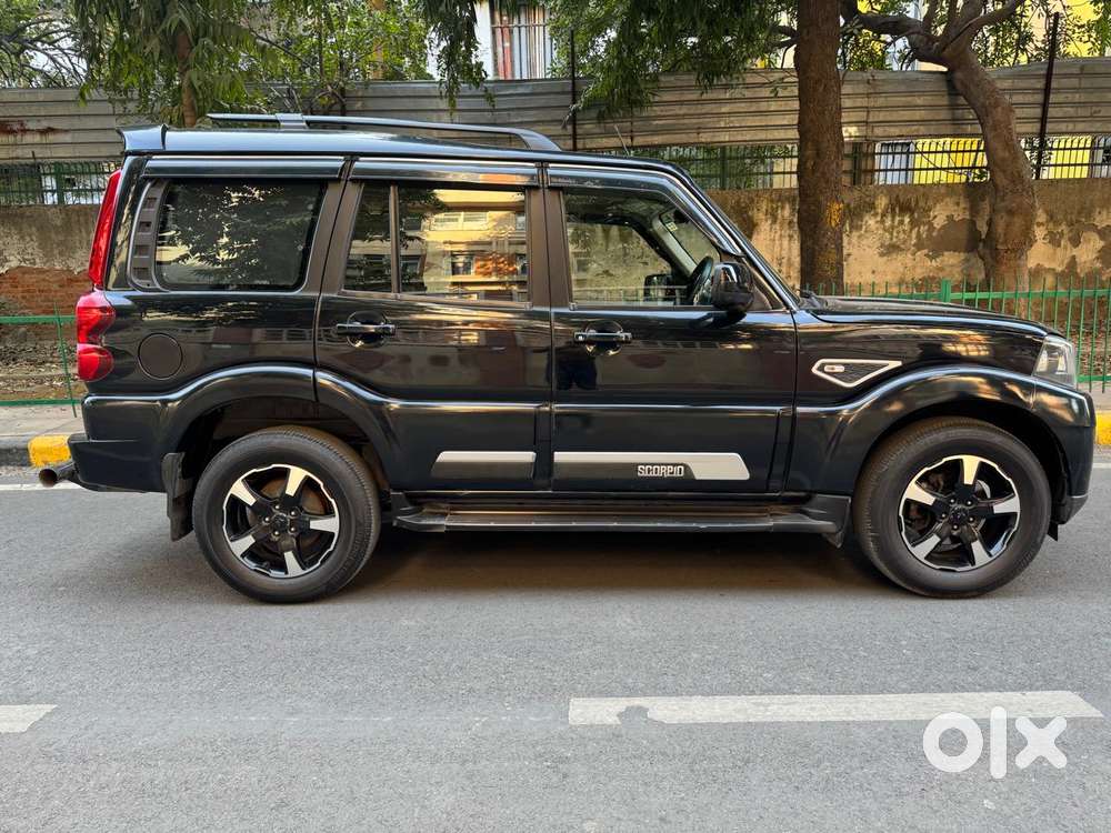 Mahindra Scorpio Classic 2.2 S 11 Mt 7 Str, 2024, Diesel