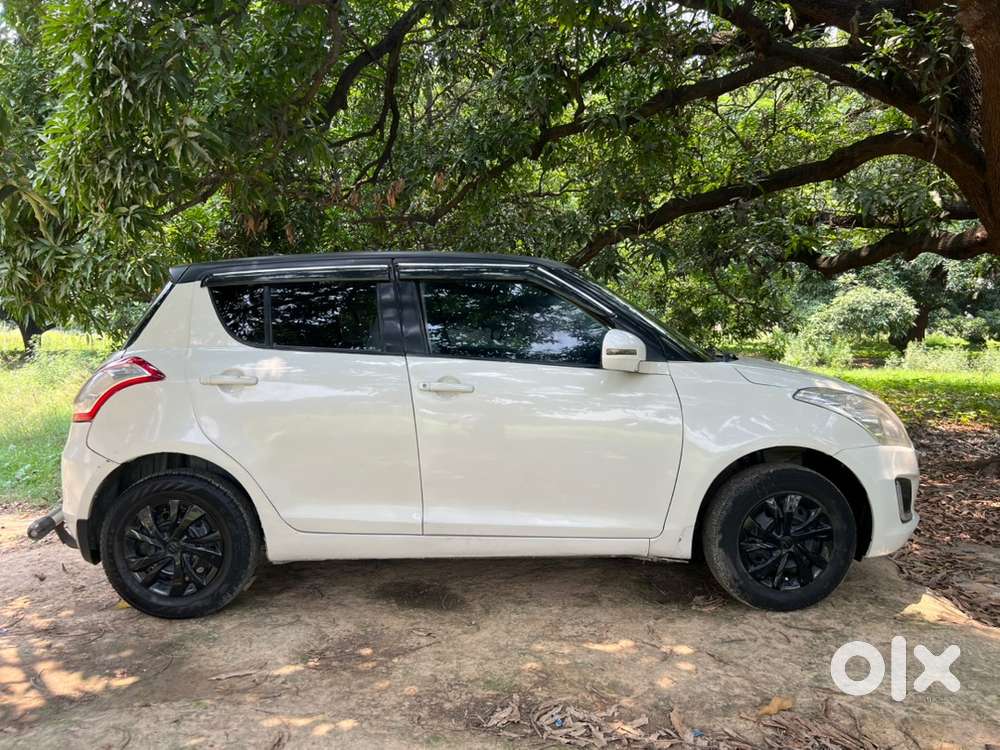 Maruti Suzuki Swift 2017 Diesel 130000 Km Driven
