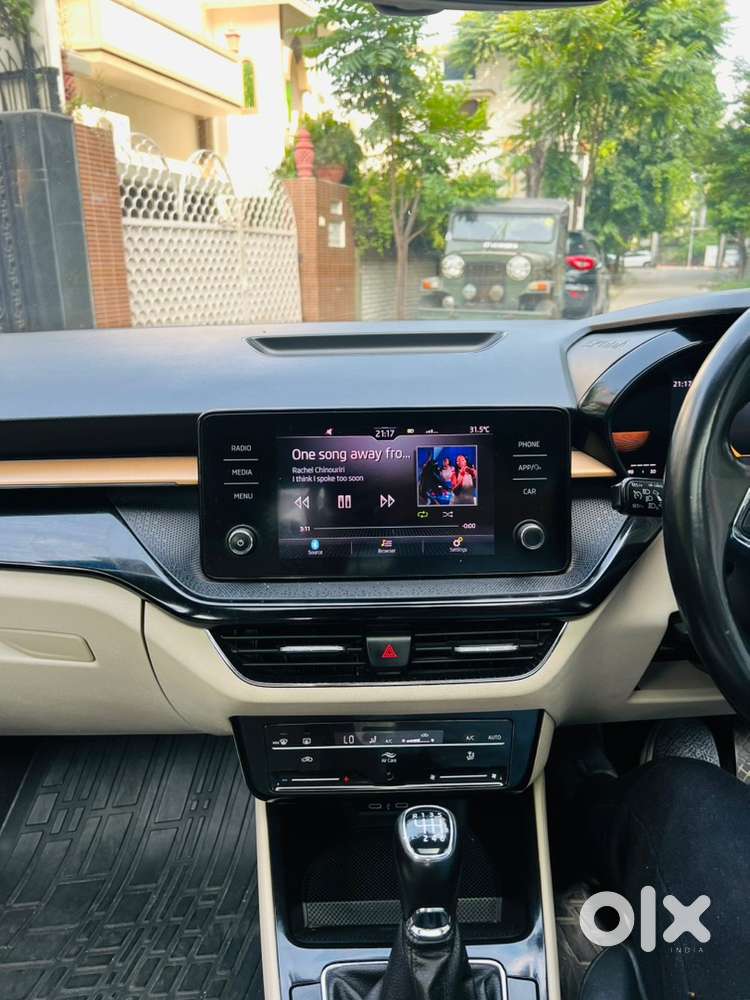 Skoda Slavia Top Model 2022 100% Company Maintained