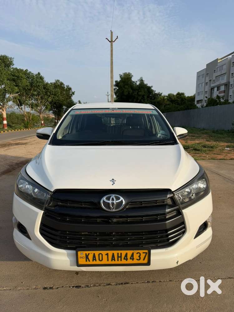 Toyota Innova Crysta 2017 Diesel 310000 Km Driven
