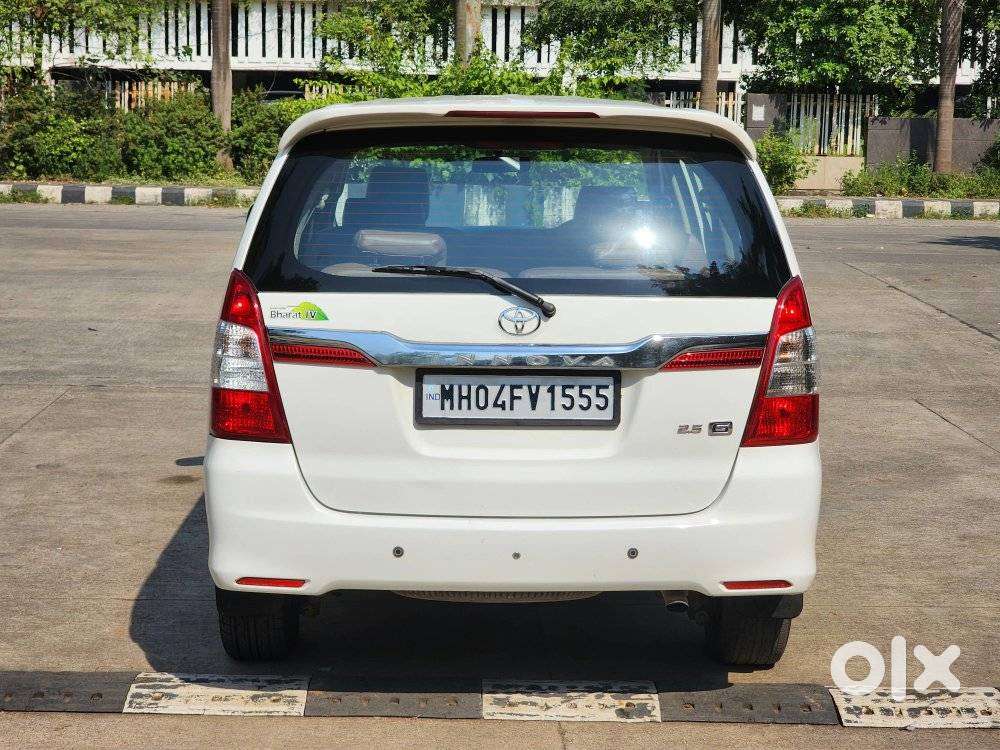 Toyota Innova 2.5 G (diesel) 8 Seater, 2015, Diesel