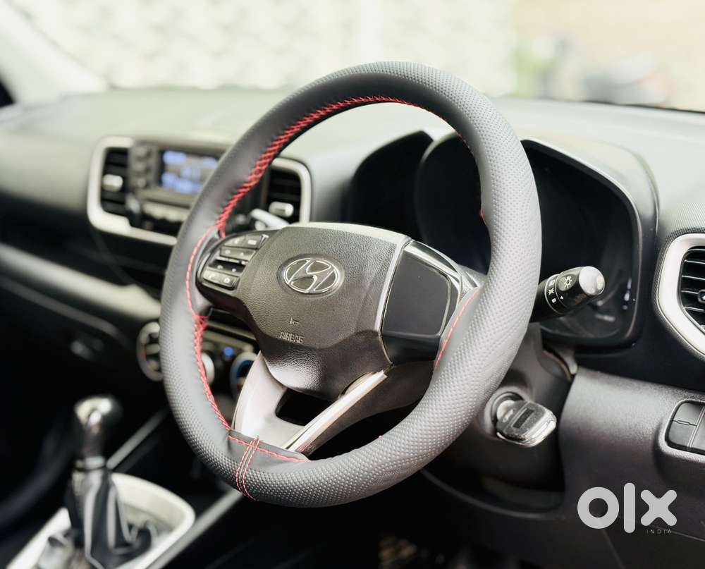 Hyundai Venue S(o) Knight Edition Mt, 2020, Petrol