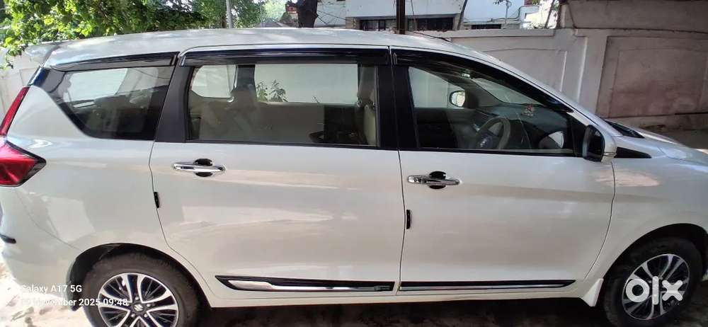Sale  Maruti Ertiga Zxi +