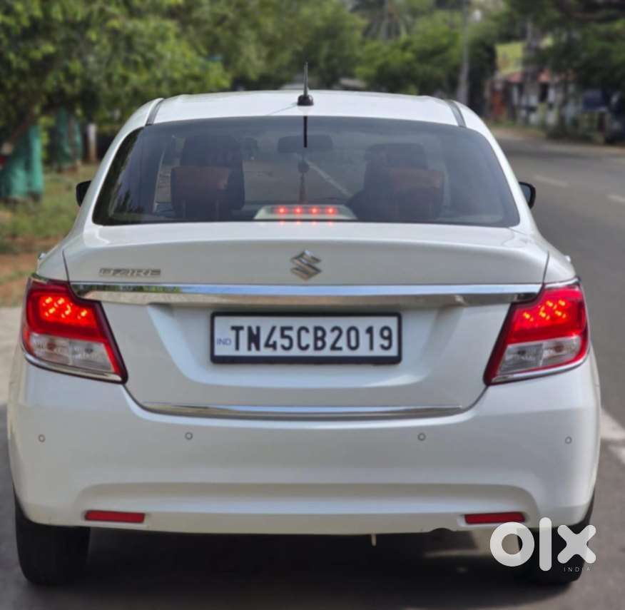 Maruti Suzuki Dzire 1.2 Vxi, 2022, Petrol