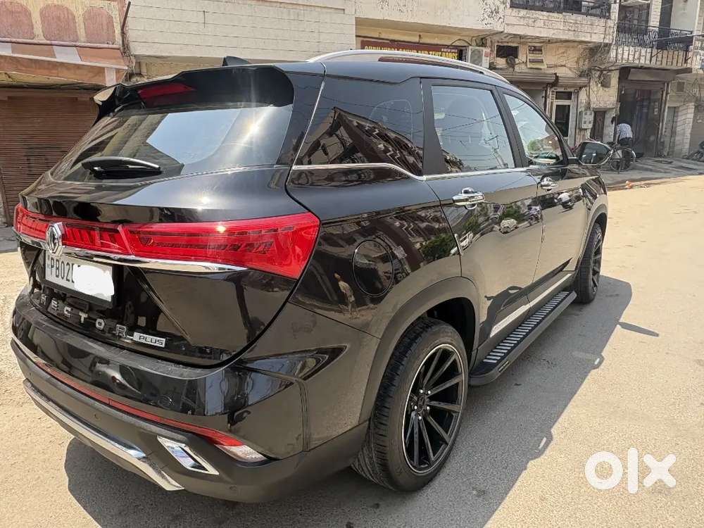 Mg Hector Plus 7 Seater