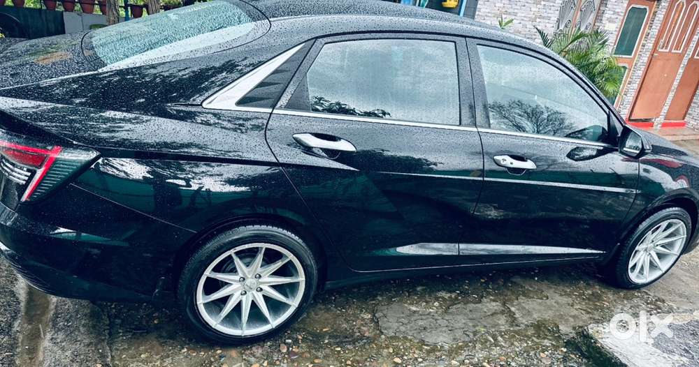 Hyundai Verna 2023 Petrol Well Maintained