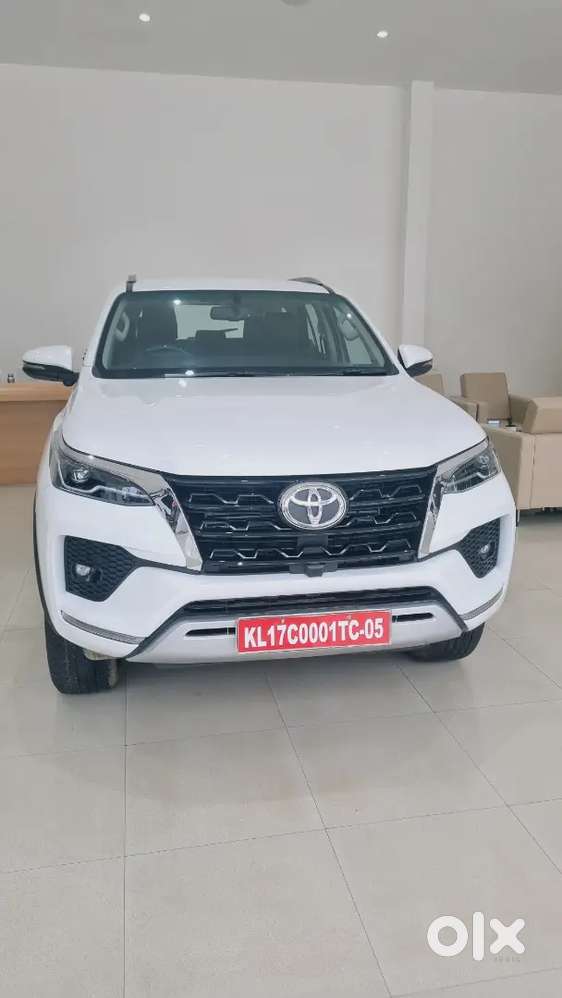 Fortune Toyota Kattappana Showroom