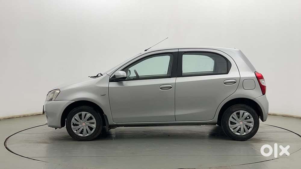 Toyota Etios Liva Xv, 2013, Petrol