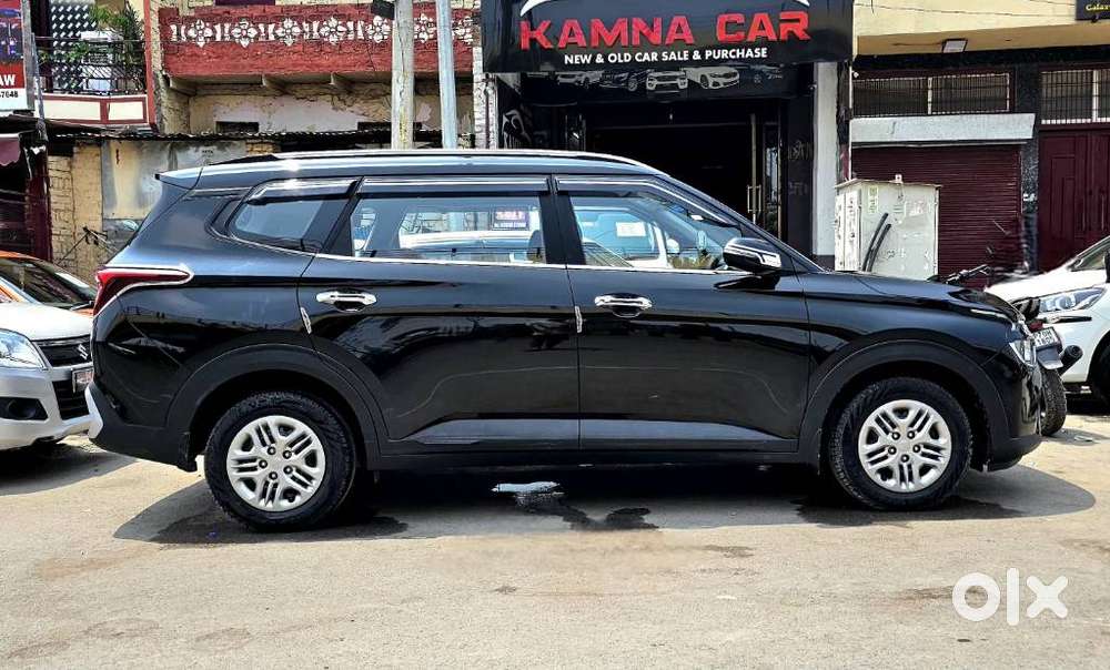 Kia Carens, 2024, Petrol