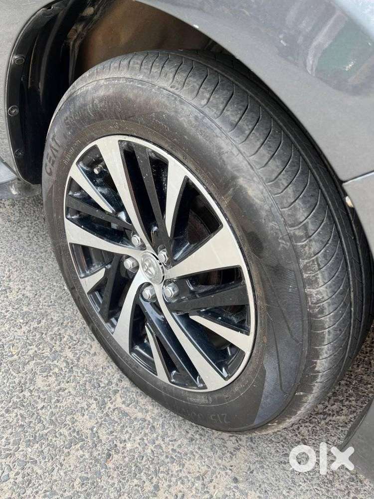 Toyota Innova Crysta 2.7 Zx At, 2021, Diesel