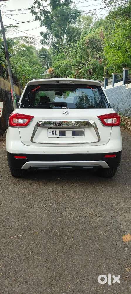 2020 Brezza Zxi +