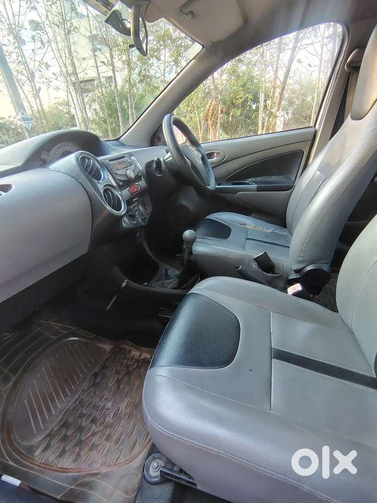 Toyota Etios 2011 Petrol Well Maintained