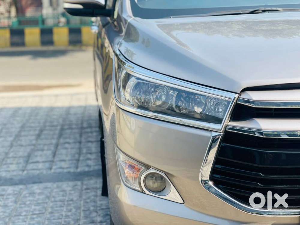 Toyota Innova Crysta 2.8 Gx At, 2016, Diesel