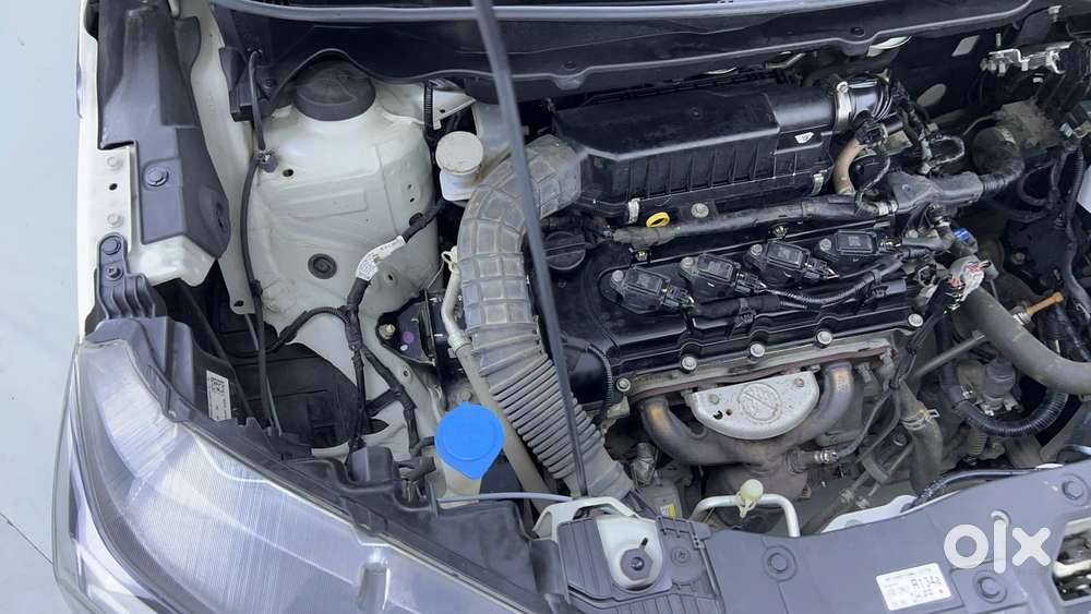 Maruti Suzuki Xl6 1.5 Alpha At, 2022, Petrol