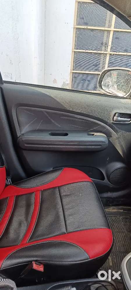A One Condition New Battery Engine Ki One Year Warranty New Seat Cover