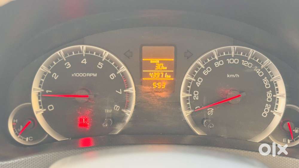 Maruti Suzuki Swift Vxi Optional, 2015, Petrol